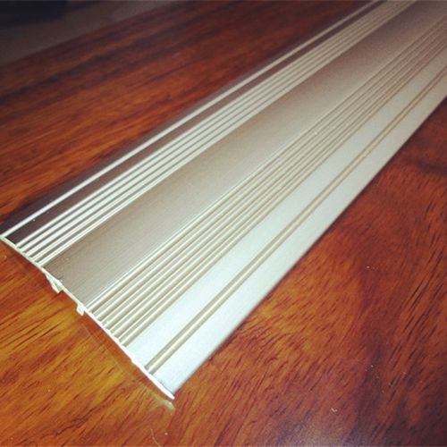 收边条铝合金5CM加宽加厚钛金色木地板瓷砖压边条T型扣收口条包邮
