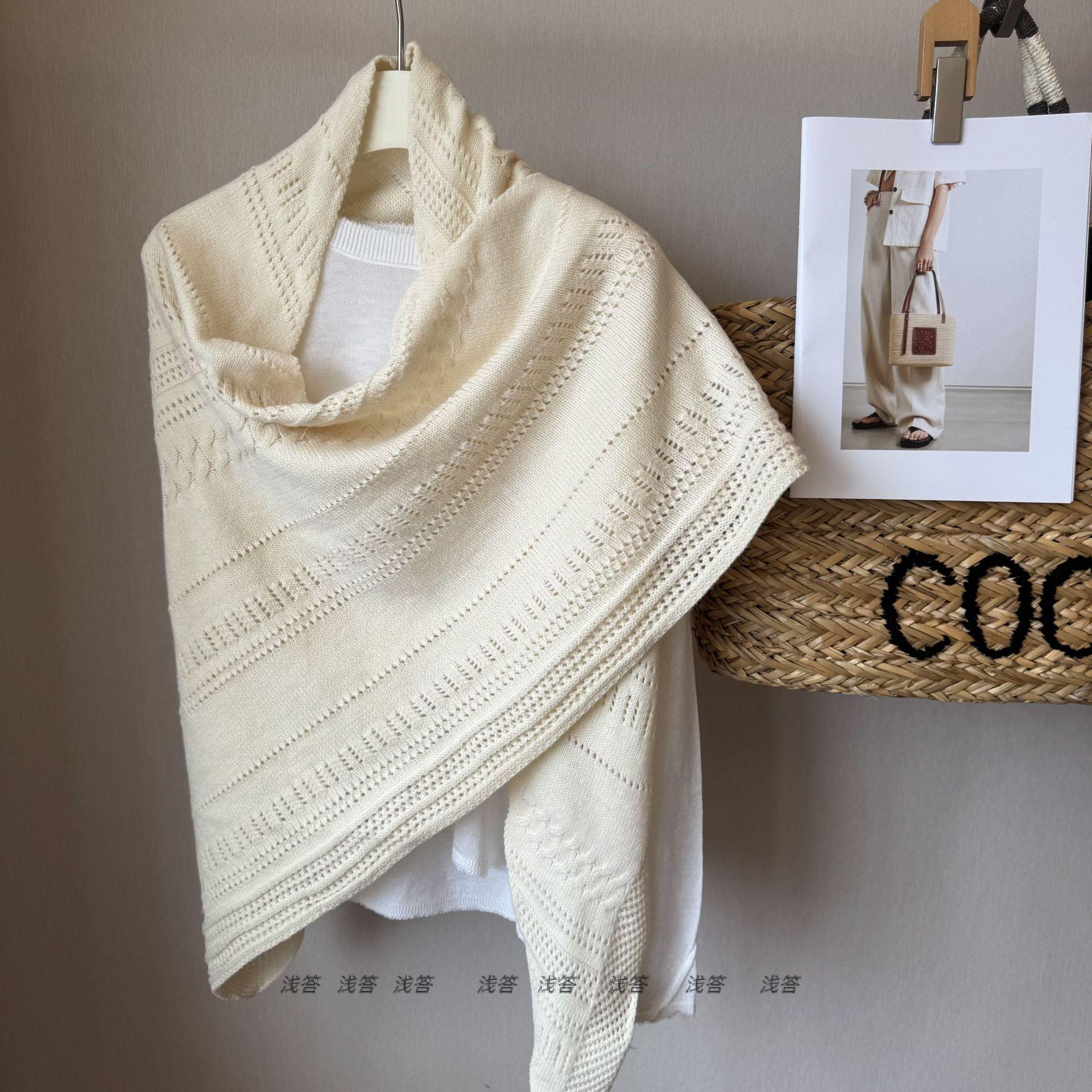 秋冬羊毛披肩针织三角巾围脖