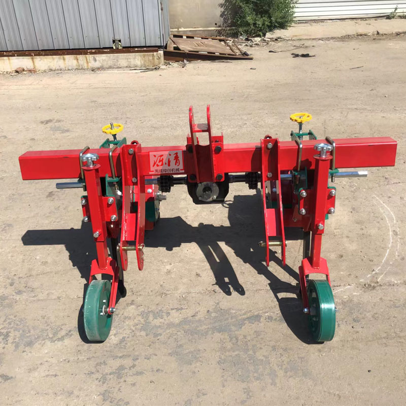 四轮拖拉机带玉米大豆旋耕除草机中耕机垄间锄草机锄地松土打草机