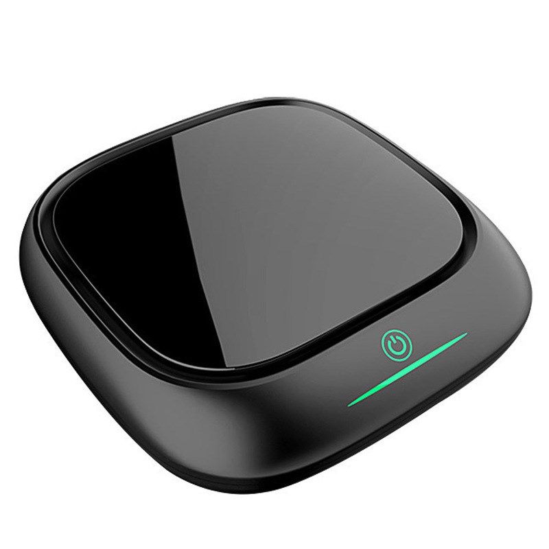 负离子智能车载空气净化器 带气味传感器空气监测车载空气净化器