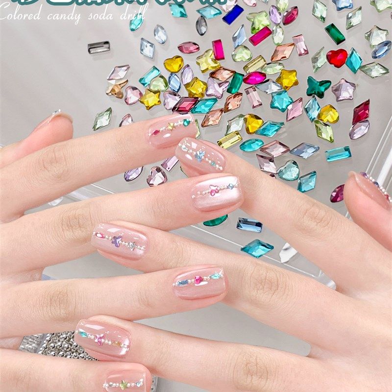 新的指甲艺术彩色不规则形状的莱茵石,时尚糖果色珍珠钢珠混合闪