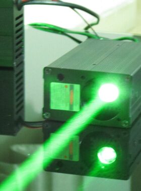 雨n 绿色激光器0激光W32/高亮门帘激光灯光束/10扩束粗激光m/m5