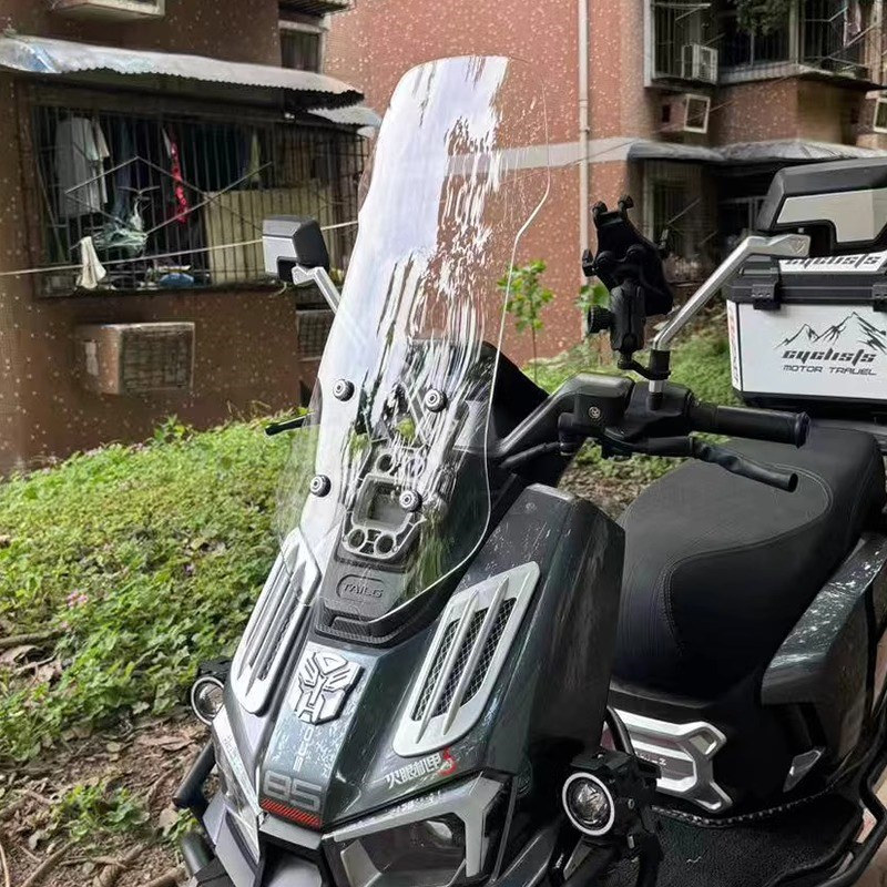 适用台铃封神火眼机甲3改装加高前挡风板配件风挡玻璃护胸板