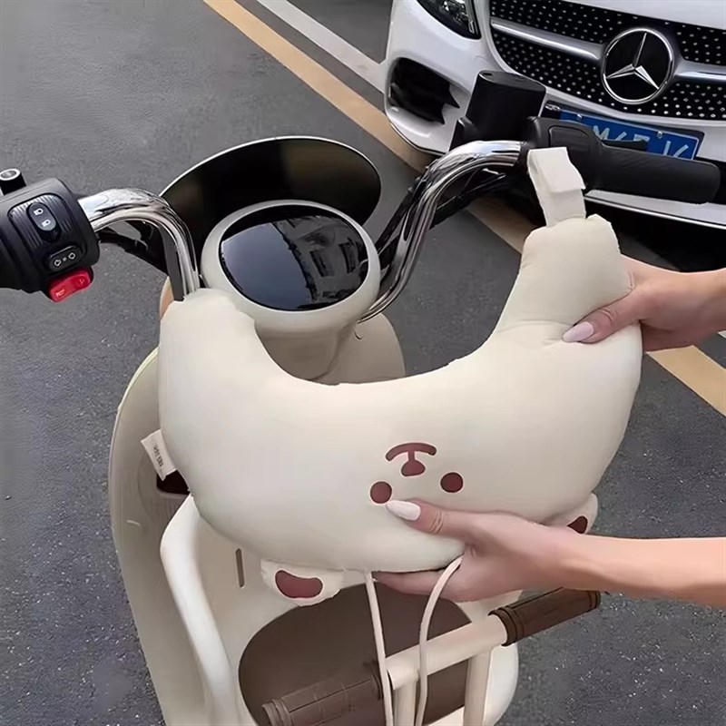 小熊电动车防撞头保护垫电瓶车前置宝宝儿童座椅防撞头神器头垫