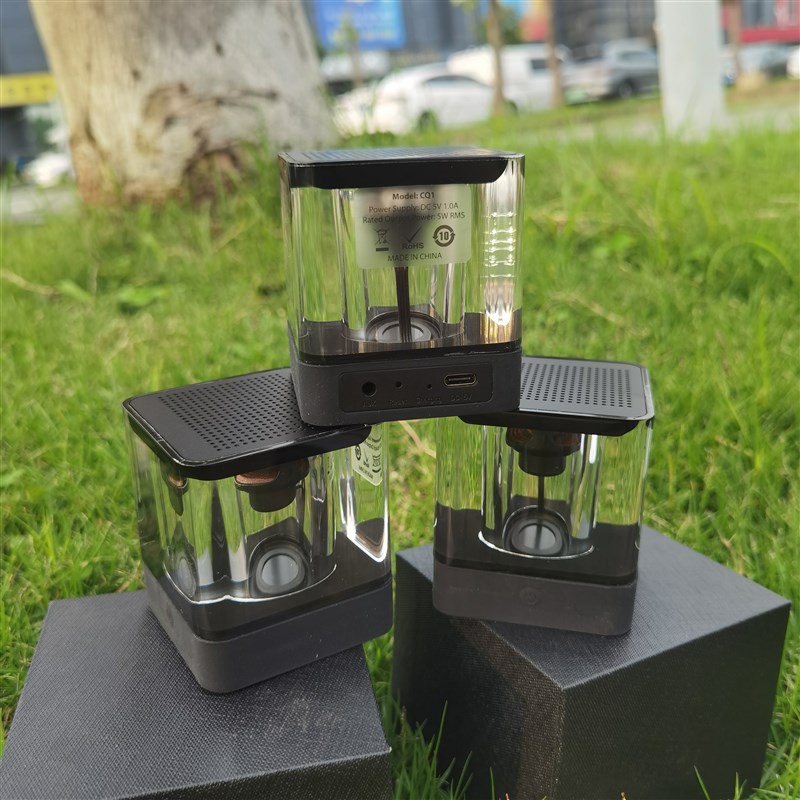 外贸原328一个 户外无线低音炮氛围灯魔方便携扬声器蓝牙音响