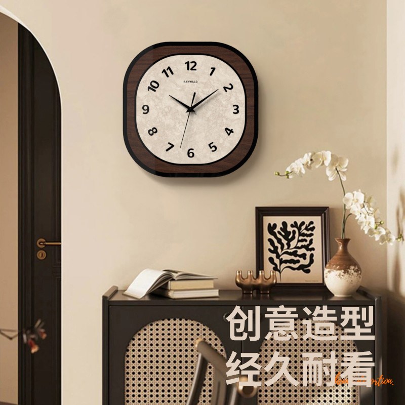 简约现代客厅挂钟家用挂墙法式钟表餐厅K挂表装饰中古风静音时钟