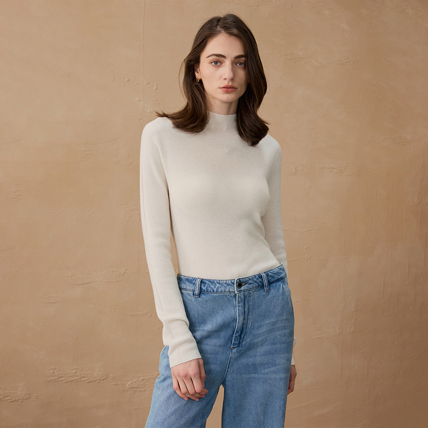 羊绒羊毛混纺针织衫半高领毛衣