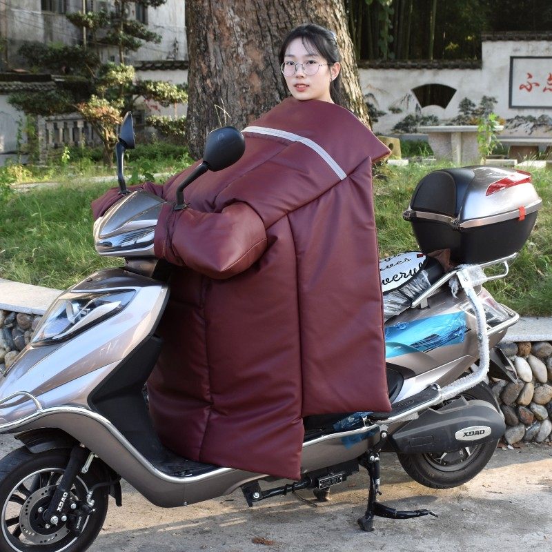 电动车挡风被冬季加绒加厚加大防水PU皮革电瓶踏板摩托连体挡风罩