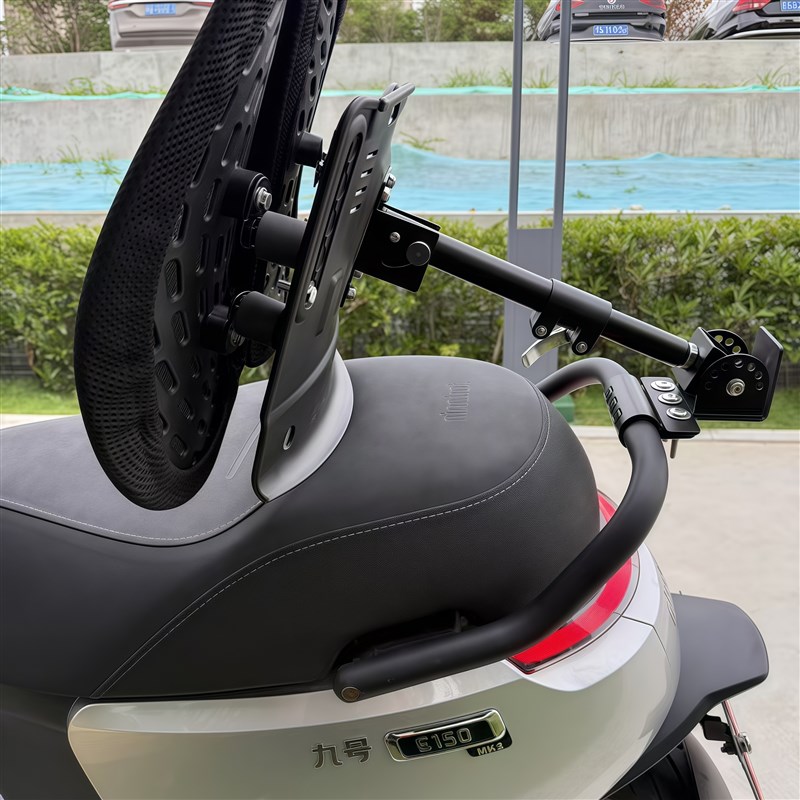 电动车靠背通用护腰折叠腰托 托后座伸缩尾箱机车外送腰靠雅迪九