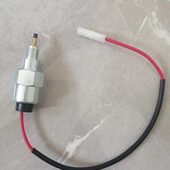 TRG1013V电磁阀化油器V100电磁阀12发电机0宾斯巴鲁电磁阀罗RG