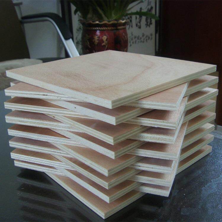 厂家销售建筑多层板各种规格胶合板杨木面板材多层家具板材