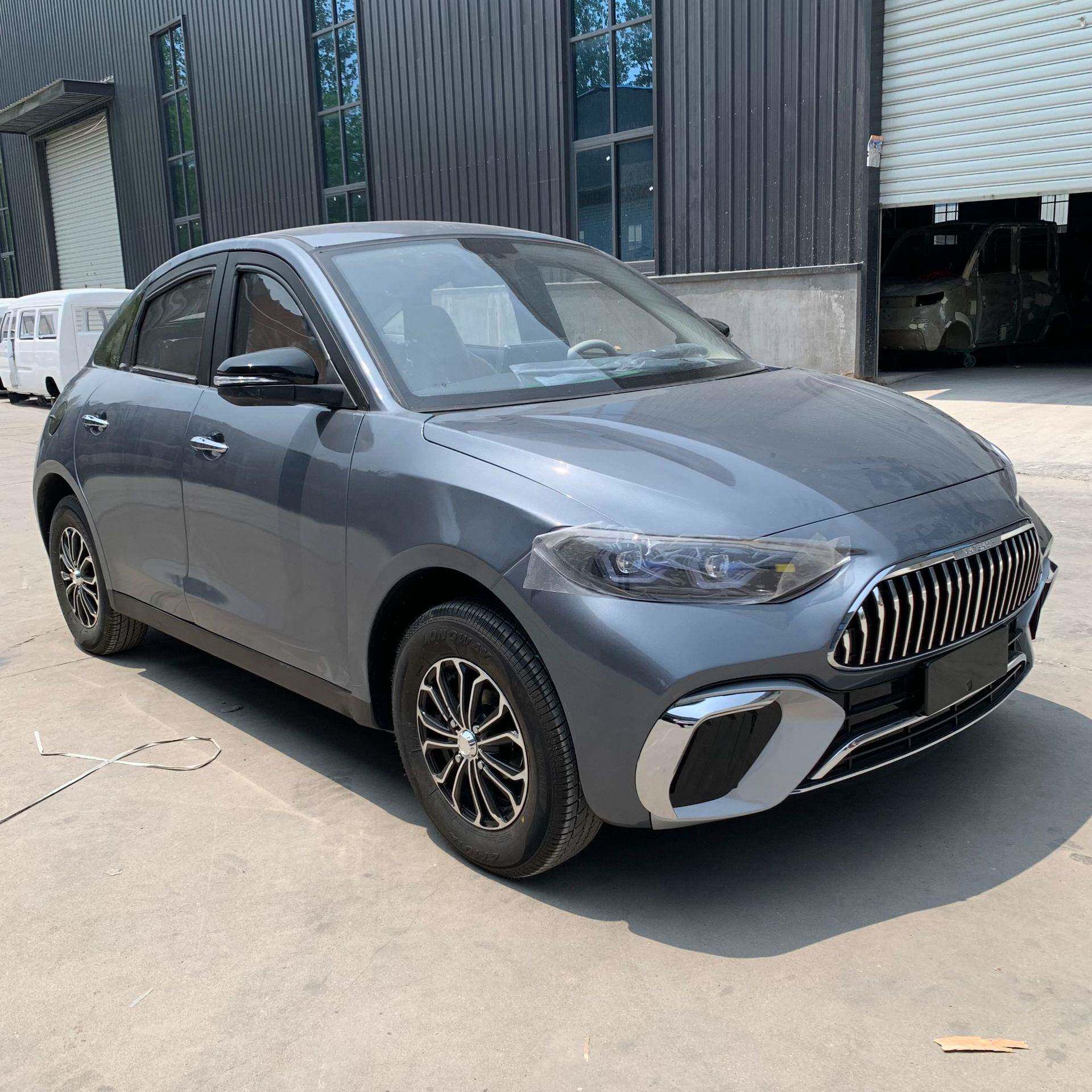 新款电动四轮车汽车新能源电动轿车代步车锂电家用全封闭电车