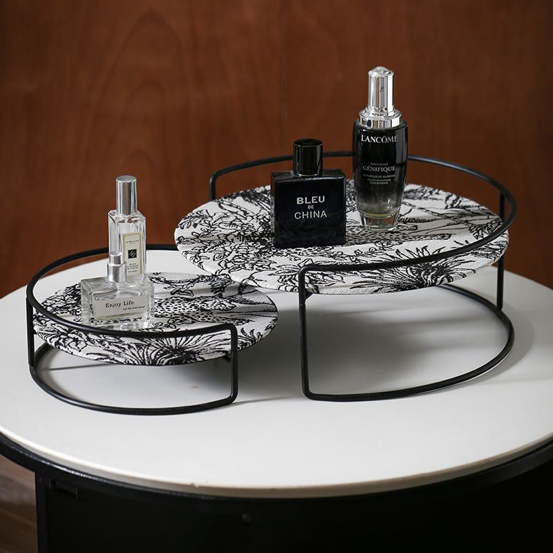 化妆品收纳架卧室口红香水置物架