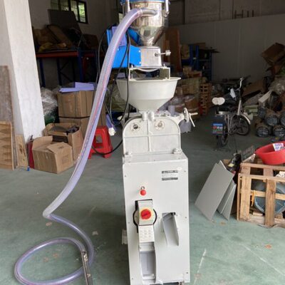 大米加工家用商用糙米碾胚芽米米精机稻谷米 砻谷碾机米 一体机机