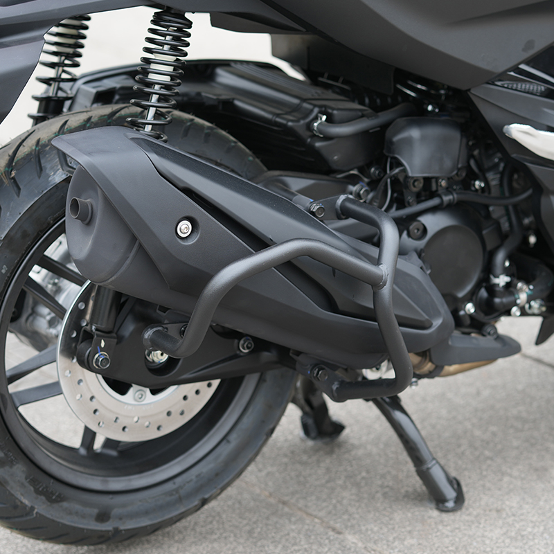 适用本田佛沙350排气管护杠NSS350消音器保险杠改装消声器防摔杠