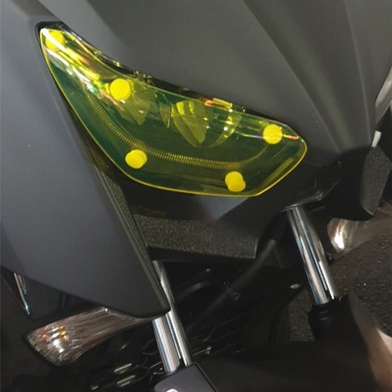 适用雅马哈 XMAX300/250 改装大灯保护贴片 灯壳保护罩 灯罩胶贴
