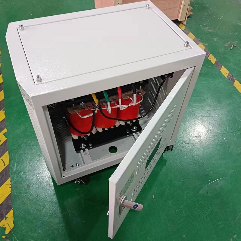 三相干式隔离变压器415V380V变220V200V660V伺服SBK3KVA5KVA10K15