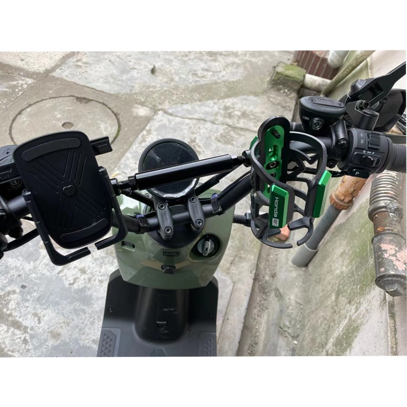 适用本田幼兽系列CC110旅行摩托车保险横杆改装件水杯壶饮料瓶支