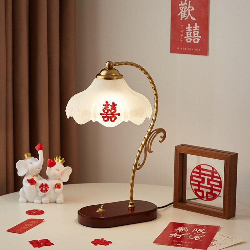 结婚红色喜庆新娘陪嫁长明灯