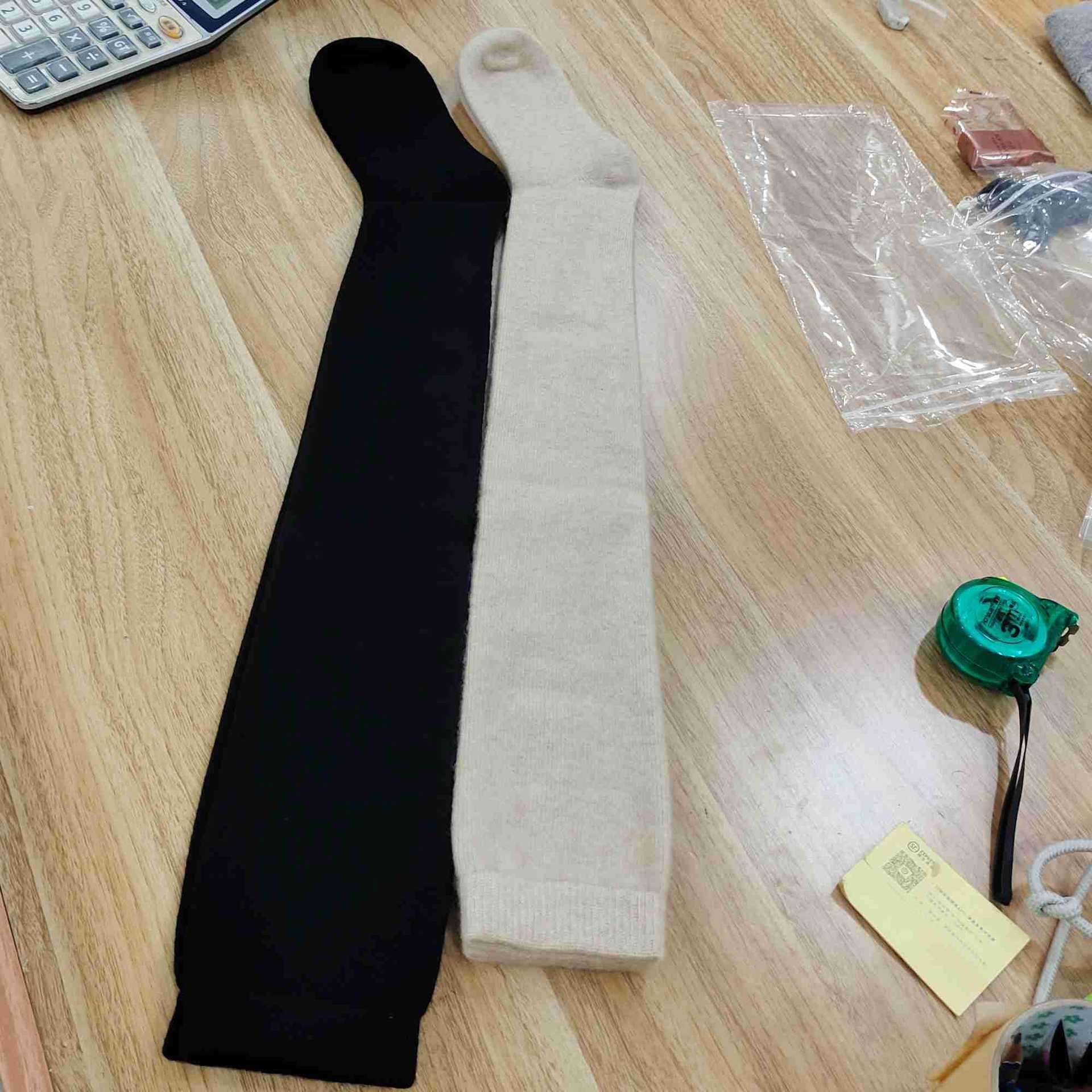 冬季羊绒过膝袜子女款加厚防滑黑色长筒纯色发热袜子