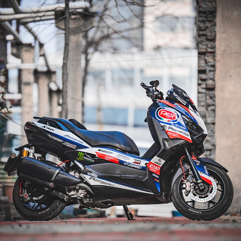 适用18-22款雅马哈XMAX300版画全车拉花保护贴膜摩托车贴纸改装件
