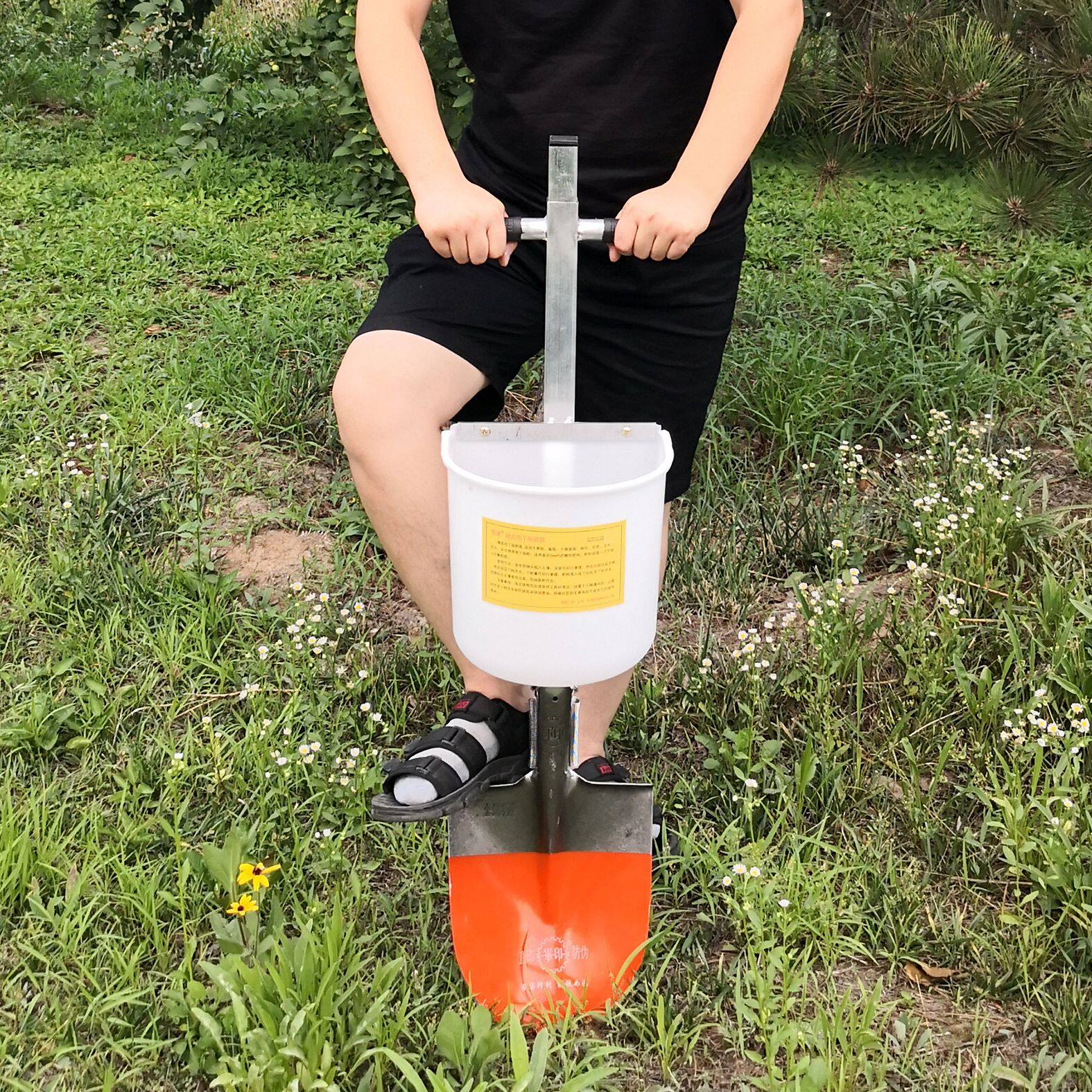 易速牌钢锹式施肥器果树施肥器地下树根部施肥器点肥器铁铲施肥器