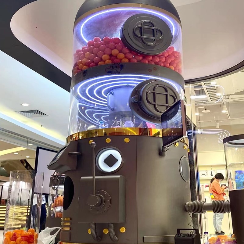 定制巨型扭蛋机商场美陈超大装置网红游L乐设备大型扭蛋游戏机器