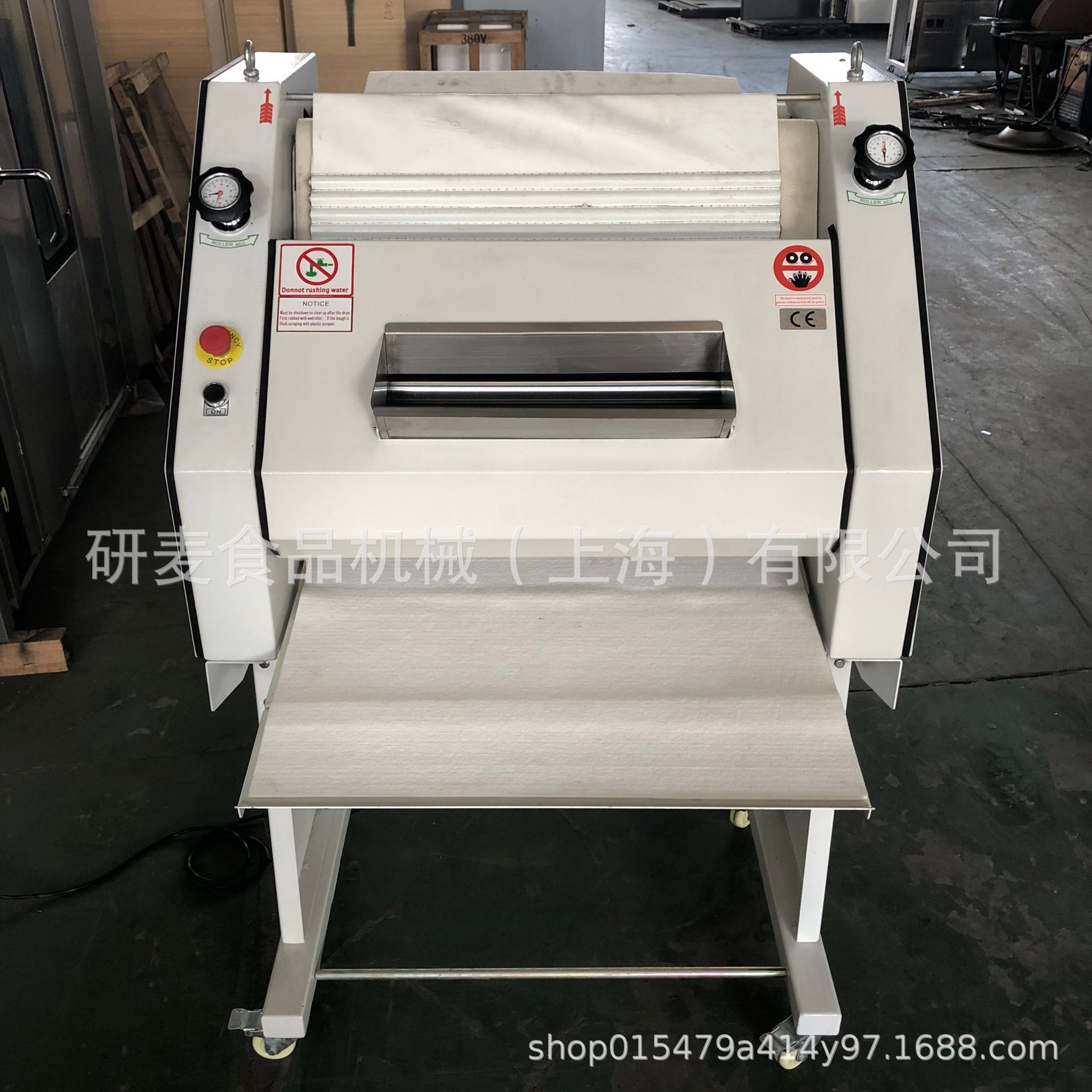 法棍面包成型设备 法棒法式面包整形机 Bread shaping machine