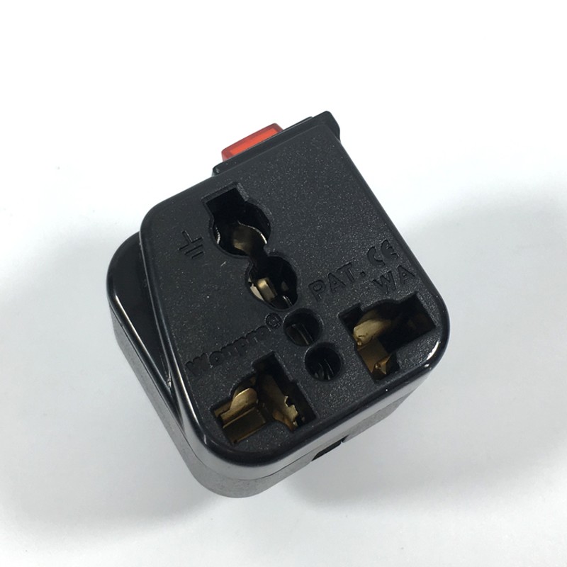 稳不落转换插头WSA-16两脚三脚转万能孔插座带开关英标三圆转换器