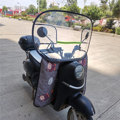 四季通用电动机车前挡风板踏板电动车防风被雅迪透明挡雨罩冬季