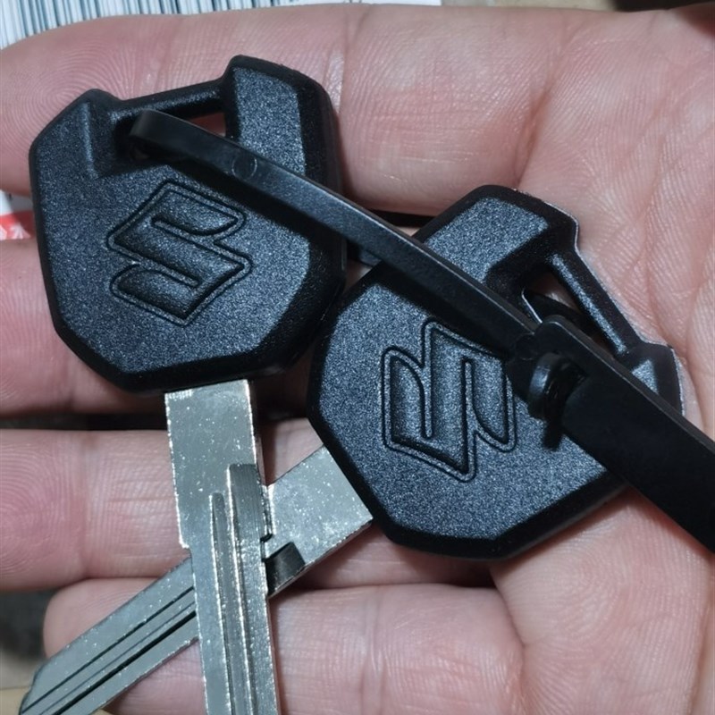 济南铃木摩托车配件钥匙胚GSX155极客飒街车NK跑车F款车锁车钥匙