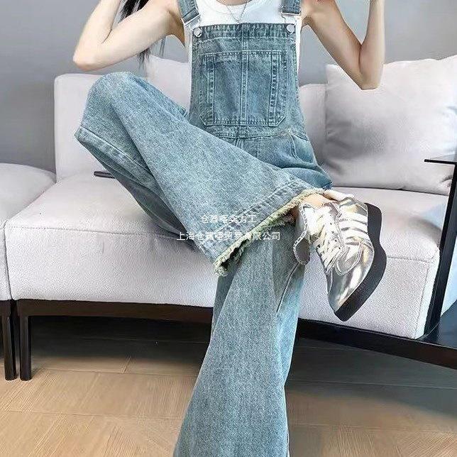 复古阔腿牛仔背带裤女2025新款春秋减龄毛边宽松直筒工装拖地长裤