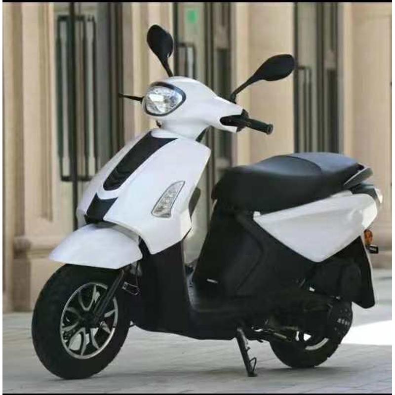 新款踏板摩托车燃油车jog125CC男女通用两轮国四电喷可上牌