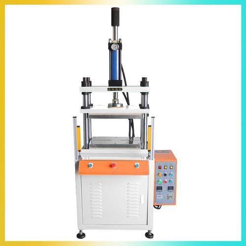 鼓包成型机热压油压机键盘膜压制FPC裁切四柱三梁液压机小型