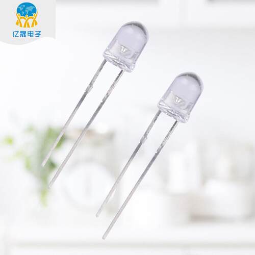 4mm灯珠白光高亮 发光二极管小家电指示灯雾状透明型led灯珠