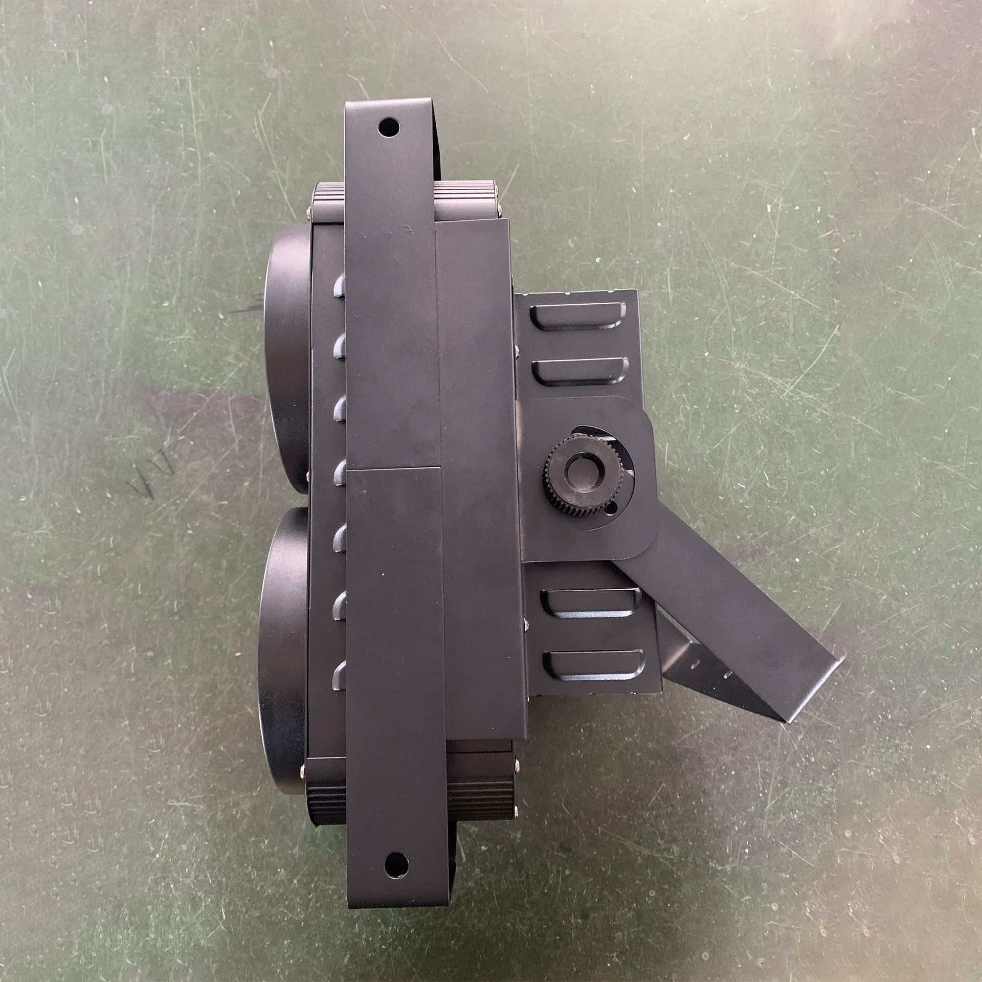 新款COB四眼观众灯冷暖白多功能照明灯100瓦频闪舞台灯光 厂家