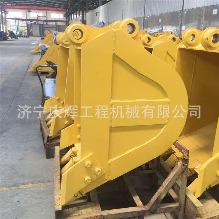 三一SY215-9 235C-8 挖掘机挖斗 斗齿 大臂 小臂 快换连接器