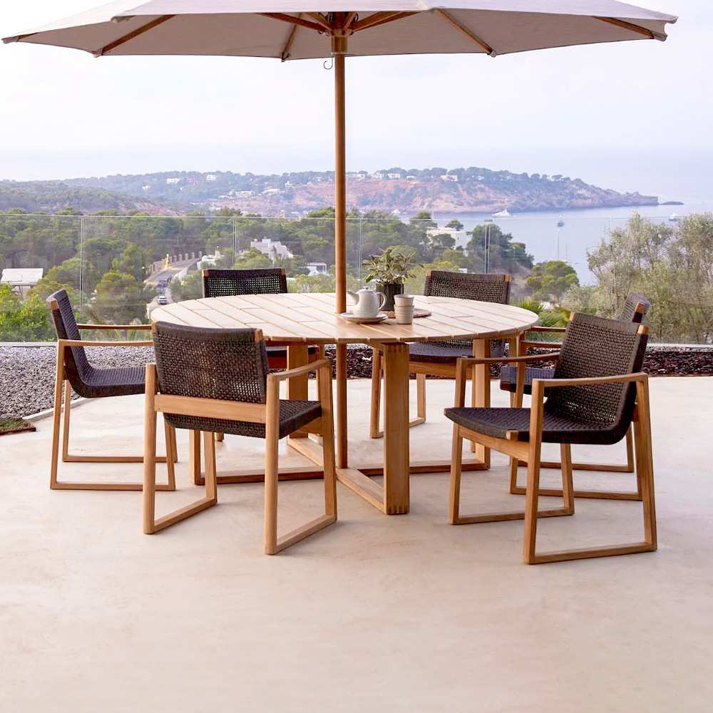 简约户外桌椅组合柚木花园庭院露台民宿岩板餐桌防水防晒室外家具