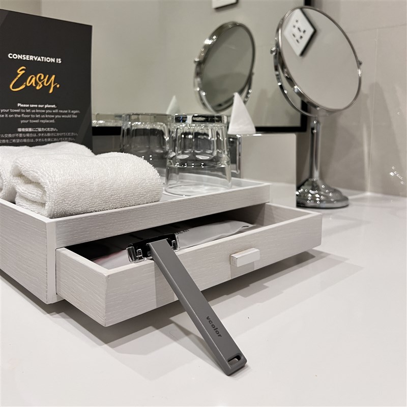 酒店旅馆一次性剃须刀出差旅行浴室用手动刮胡刀三层刀片男士清洁