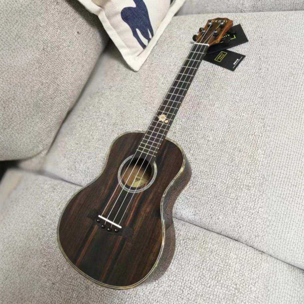高端新款上市26寸全玫瑰木尤克里里亮光可装电箱ukulele