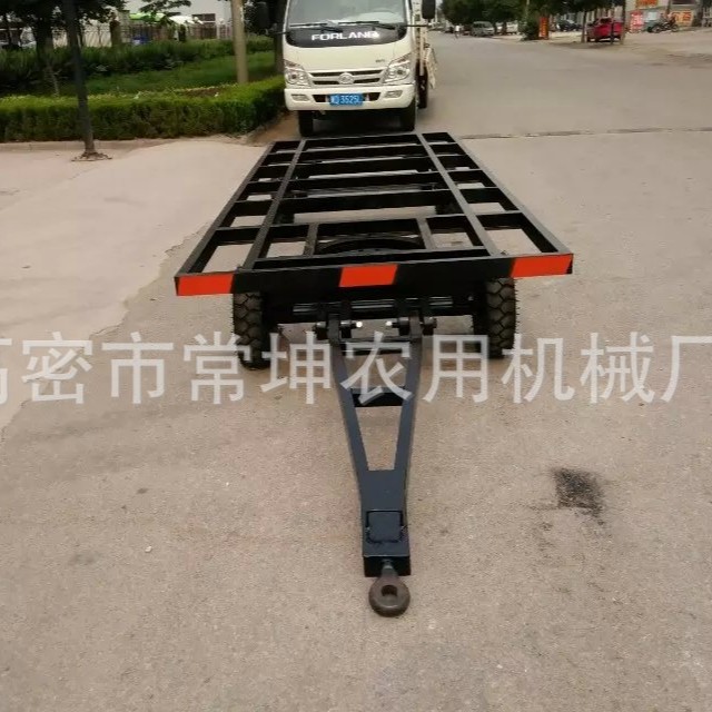 厂家定 制2.5吨小挂车厂区运输全挂拖车制作框架结构牵引式拖车
