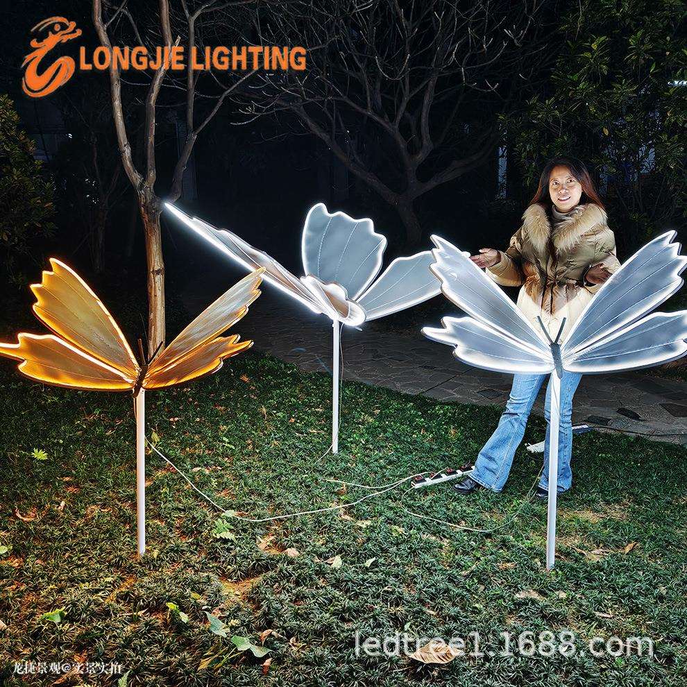 高1米 宽1.5米 发光蝴蝶造型灯 亮化工程发光蝴蝶灯户外LED景观灯