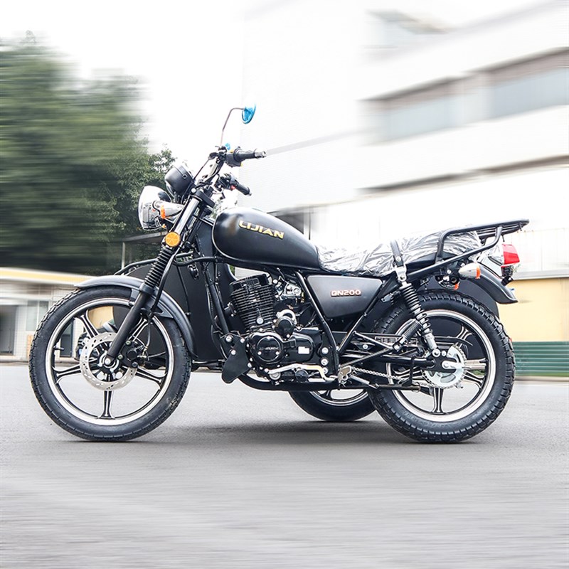 偏三轮侉子摩托车侧三轮边三轮挎斗200燃油有倒挡摩旅可上牌