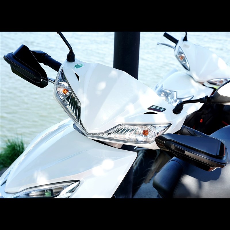 摩托车挡风护手罩防风挡雨改装手把踏板车车把配件力帆KPV150通用