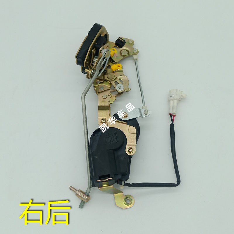 雷军L3V8瑞易江铃E100华泰E160电动汽车轿车中控锁闭锁器门锁块体