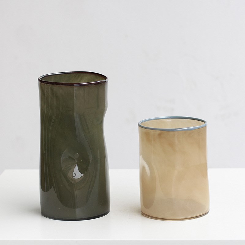 北欧现简约彩边方坑直筒玻璃花轻奢风级感餐桌台面鲜.花灰色花瓶