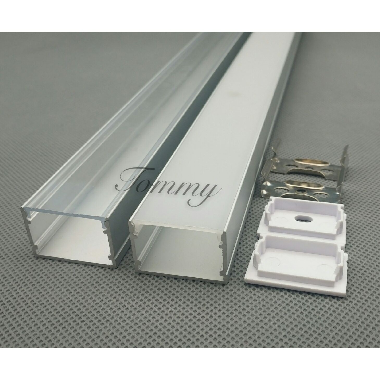 LED铝材硬灯条嵌入灯槽线条灯铝槽橱柜灯柜台灯U型铝槽壳30×20