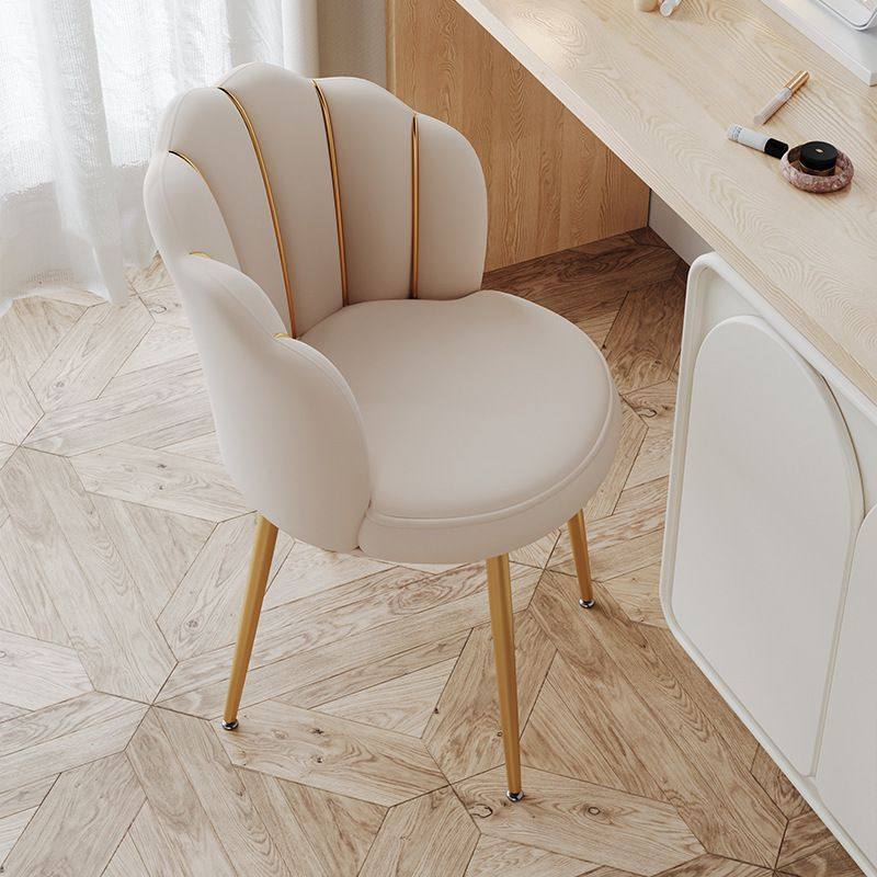 化妆椅轻奢主卧梳妆台凳子网红靠背高级感美甲椅女生卧室花瓣黄一