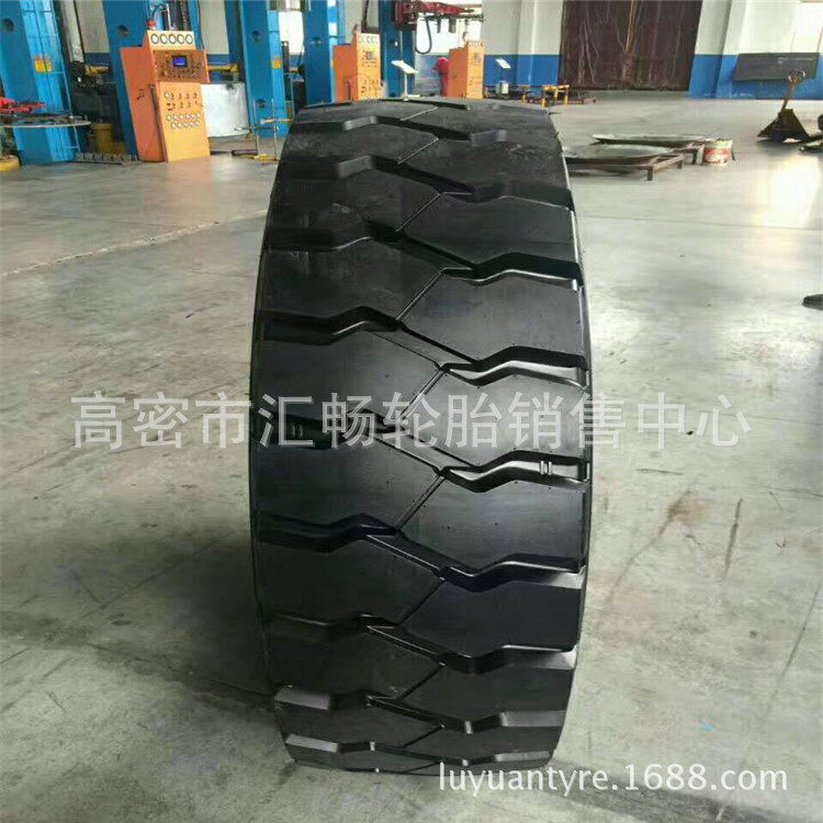 银宝矿用自卸车轮胎14.00R25全钢丝轮胎工程机械1400R25