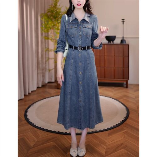 时尚减龄牛仔连衣裙女2026秋季新款女士显瘦优雅气质休闲中长裙